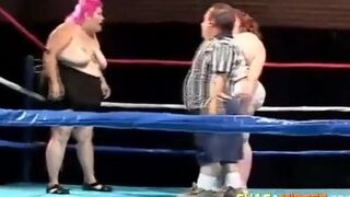 Bbw Chicks Are Wrestling in the Ring