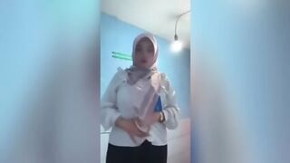 Bokep Indo Mama Muda Lagi Pengen - Big Mama