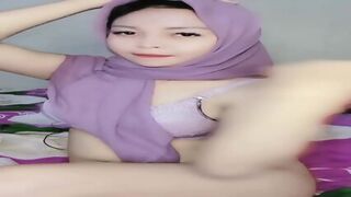 Cewek Jilbab Sekars Memek Tembem - Africa