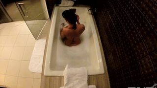 Puba - Jezebelle Bond films herself taking a bath