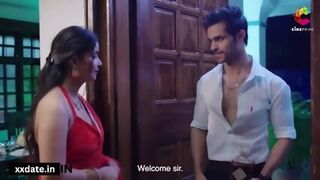 OFFICE ME BOSS NE BANAYA REENA KO GODI - Bengali Bhabhi