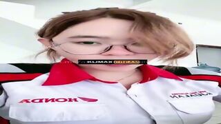 Indri Sales Honda Yang Pernah Viral