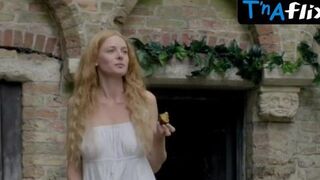 Rebecca Ferguson Breasts Scene in The White Queen