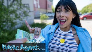 Public Agent Athenea Rose is from Colombia and gets fucked in a public location