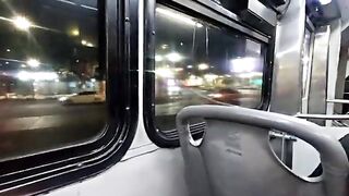 Descuidos en el metrobus, se le ven las braguitas;A TI;¿ TE CAUSO UNA ERECCIÓN?